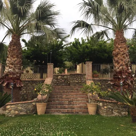 Casa Vacanze Parco Degli Ulivi * Gizzeria